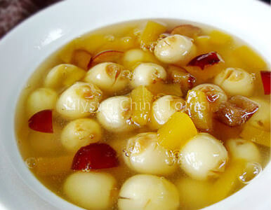 Lotus Seeds in Rock Sugar Syrup