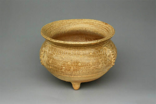 Han Dynasty Celadon