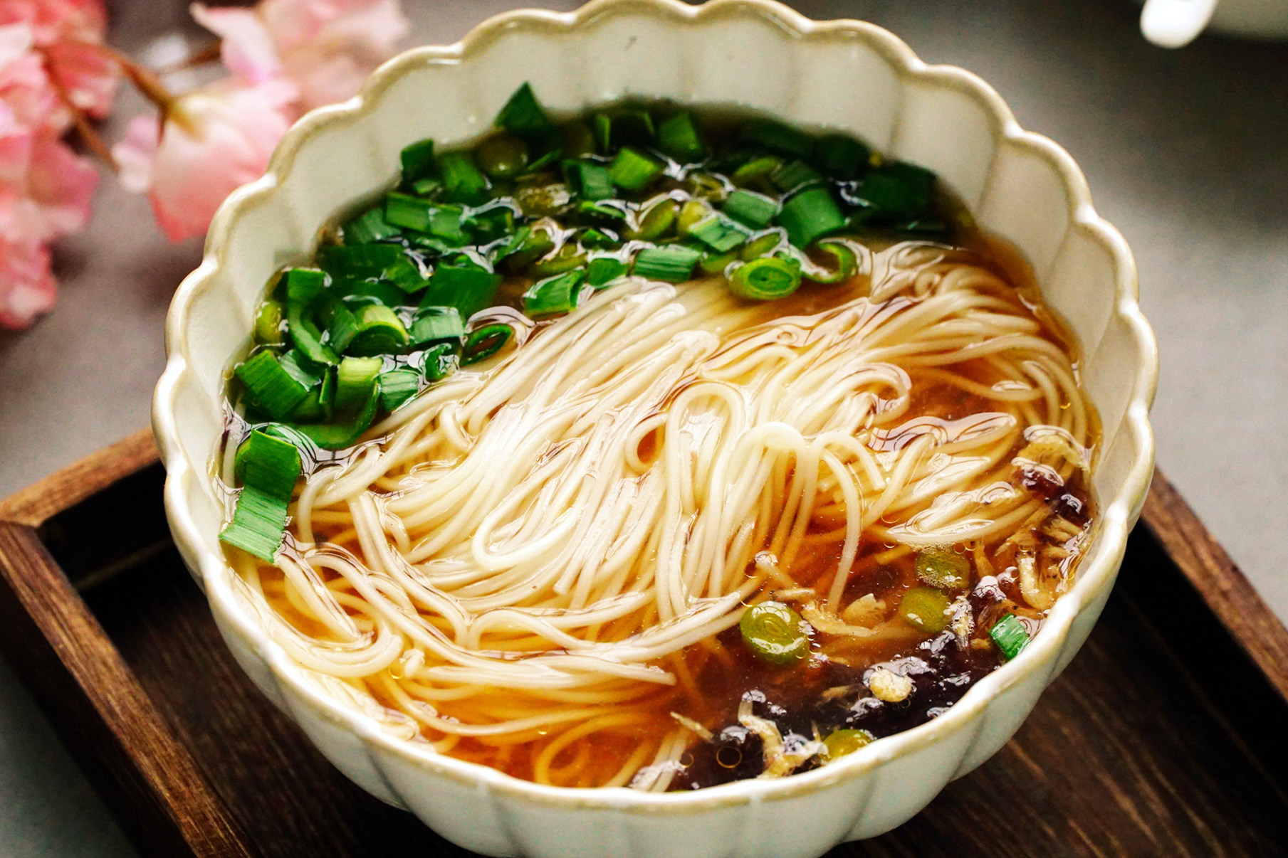Eat Noodles