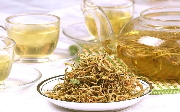 drink honeysuckle tea