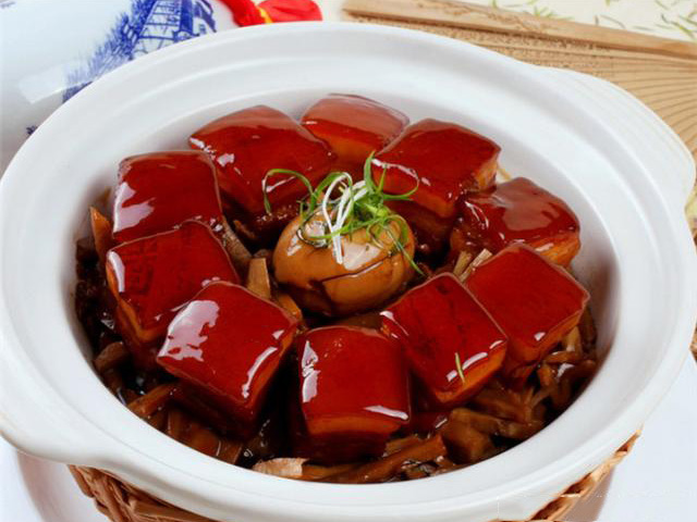 Dongpo Meat