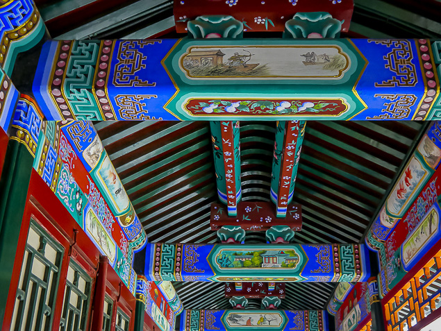 Exquisite Drawings on Ceilings