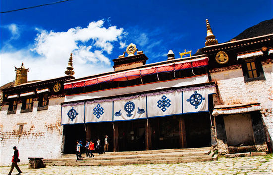 Sera Monastery